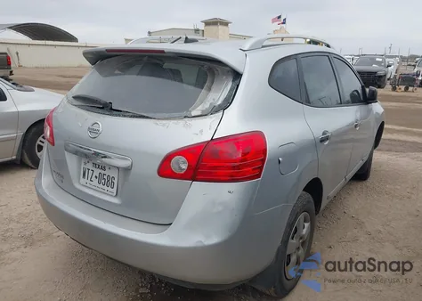 2015 Nissan Rogue Select S z USA, uszkodzony, nr VIN JN8AS5MT8FW656022